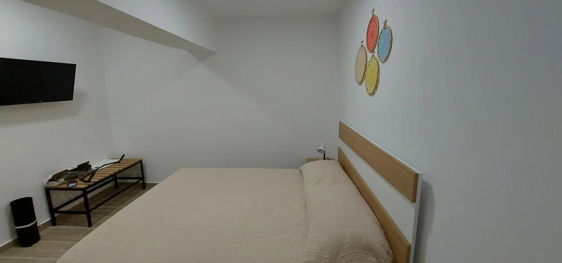 Titi Guesthouse Shkoder 0*,